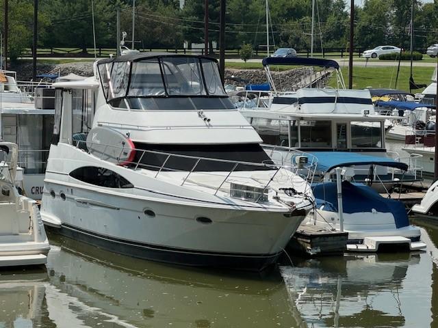 2001 Carver 396 Motoryacht