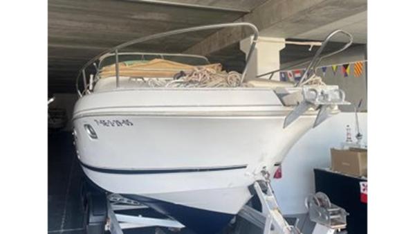 2005 Jeanneau Leader 805
