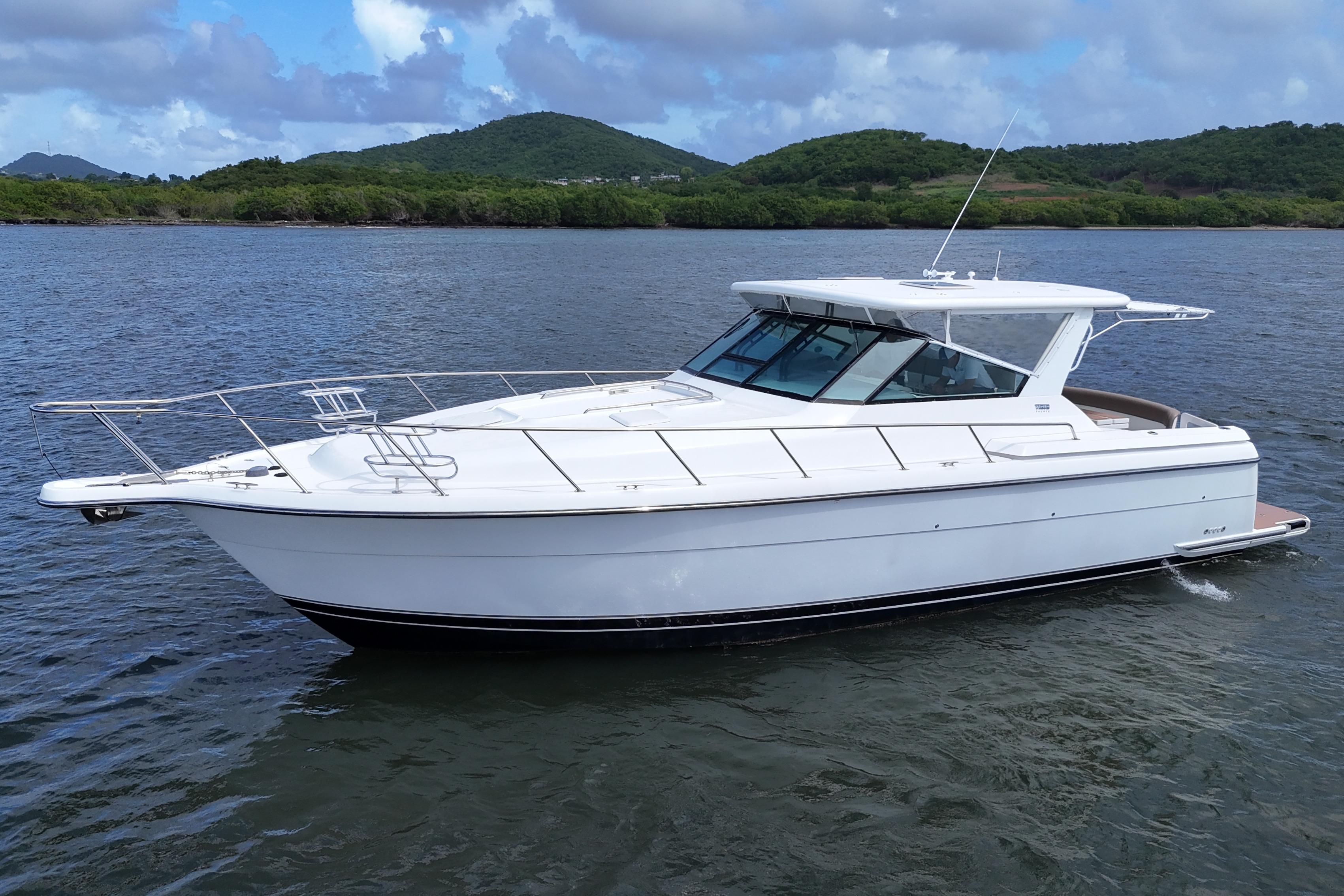 2003 Tiara Yachts 4000 Express