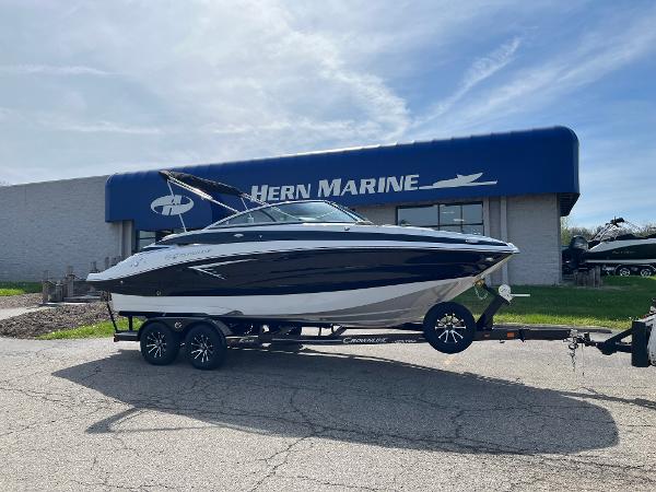 2025 Crownline Eclipse E235
