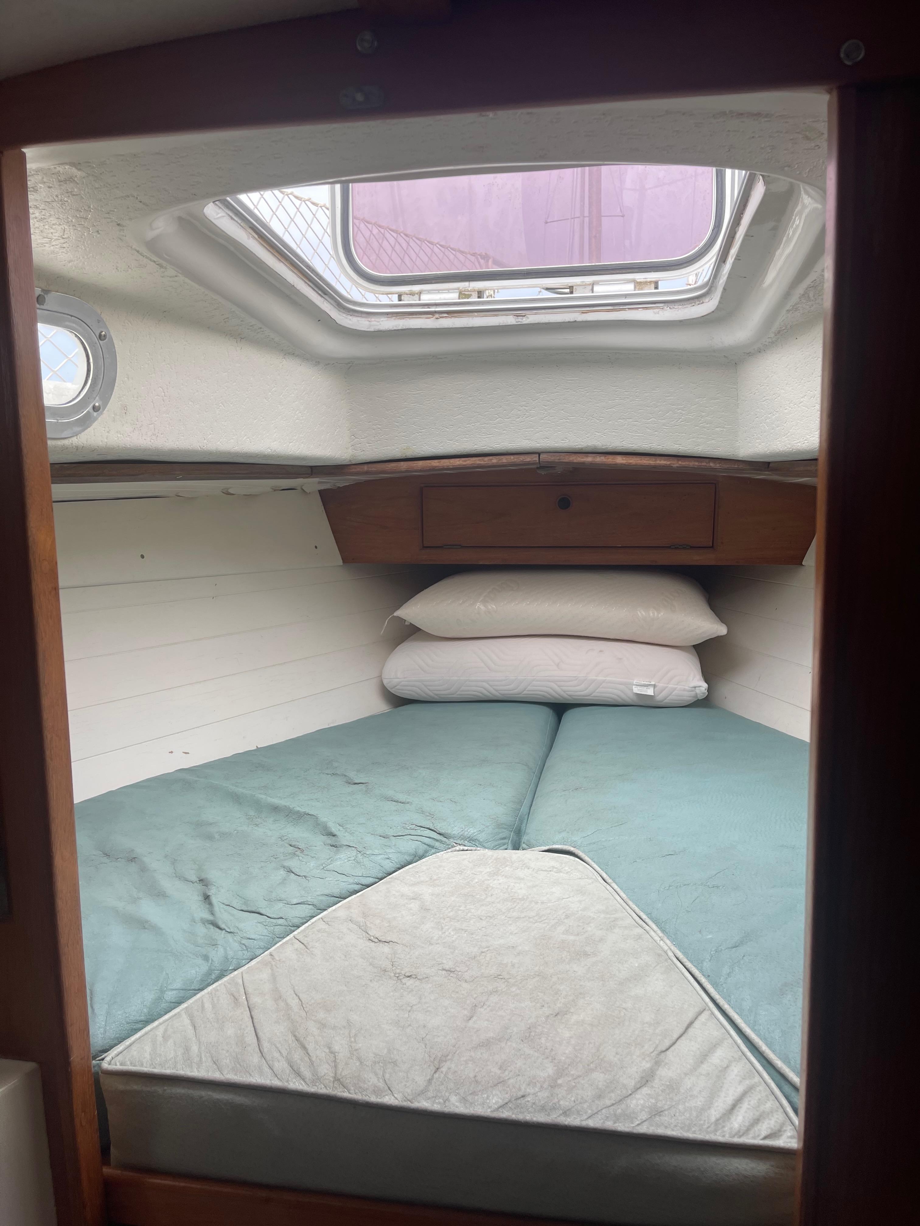 1978 Rogers Contessa 32