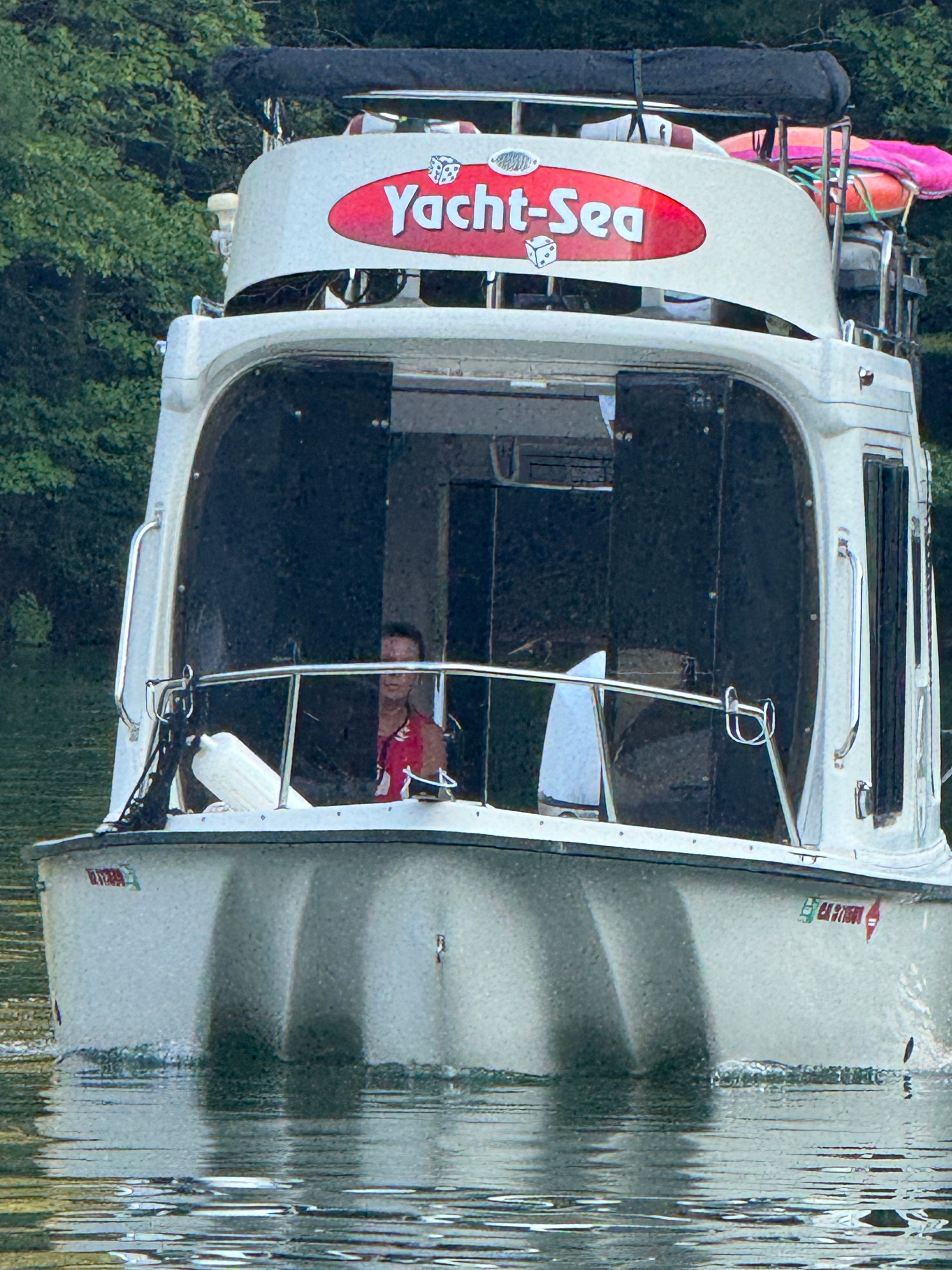 2007 Adventure Craft AC2800