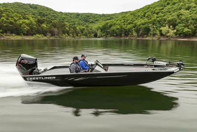Crestliner PT 20 Boat