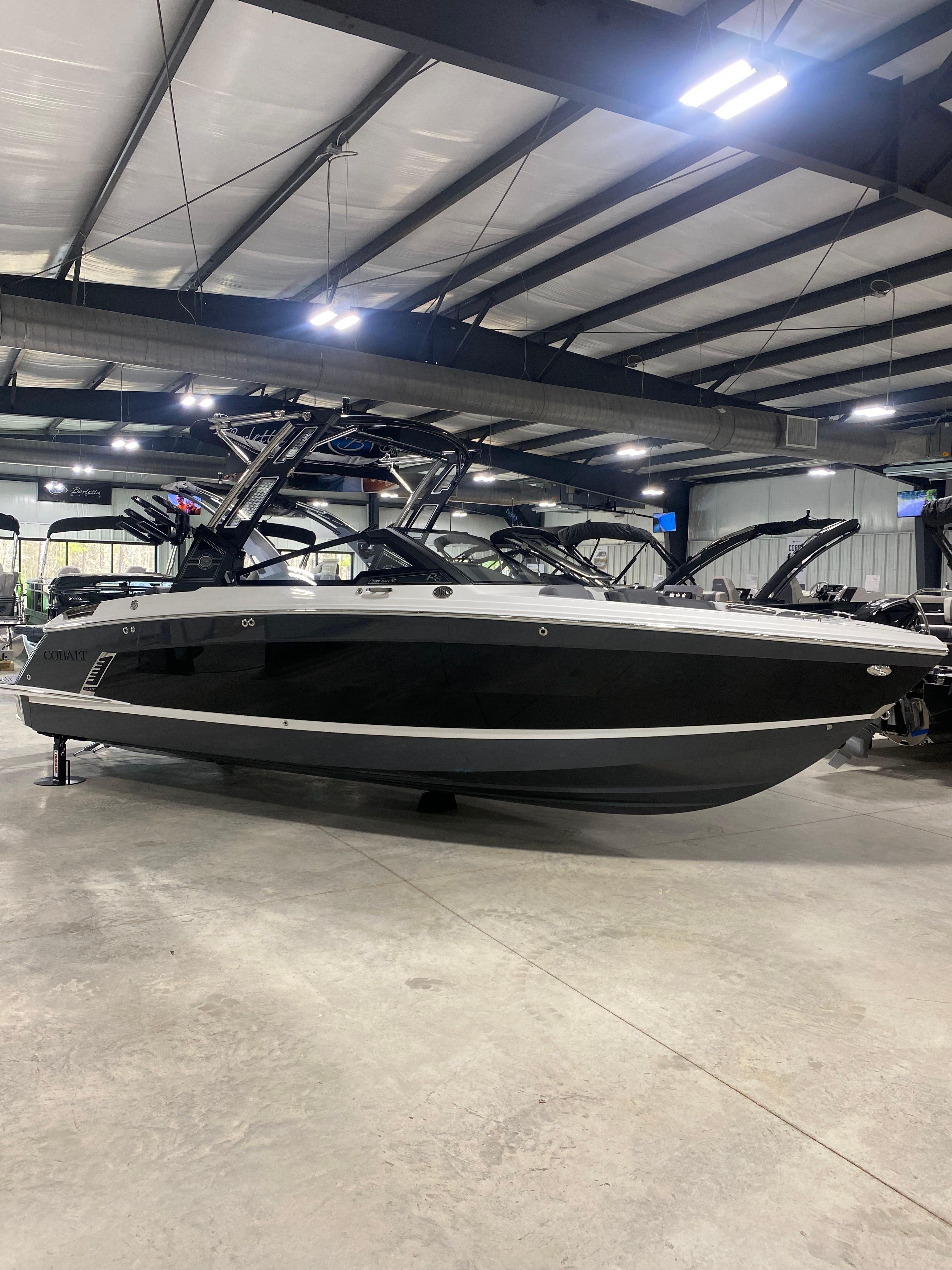2025 Cobalt R6 Surf