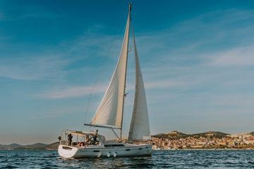 2016 Beneteau Oceanis 45