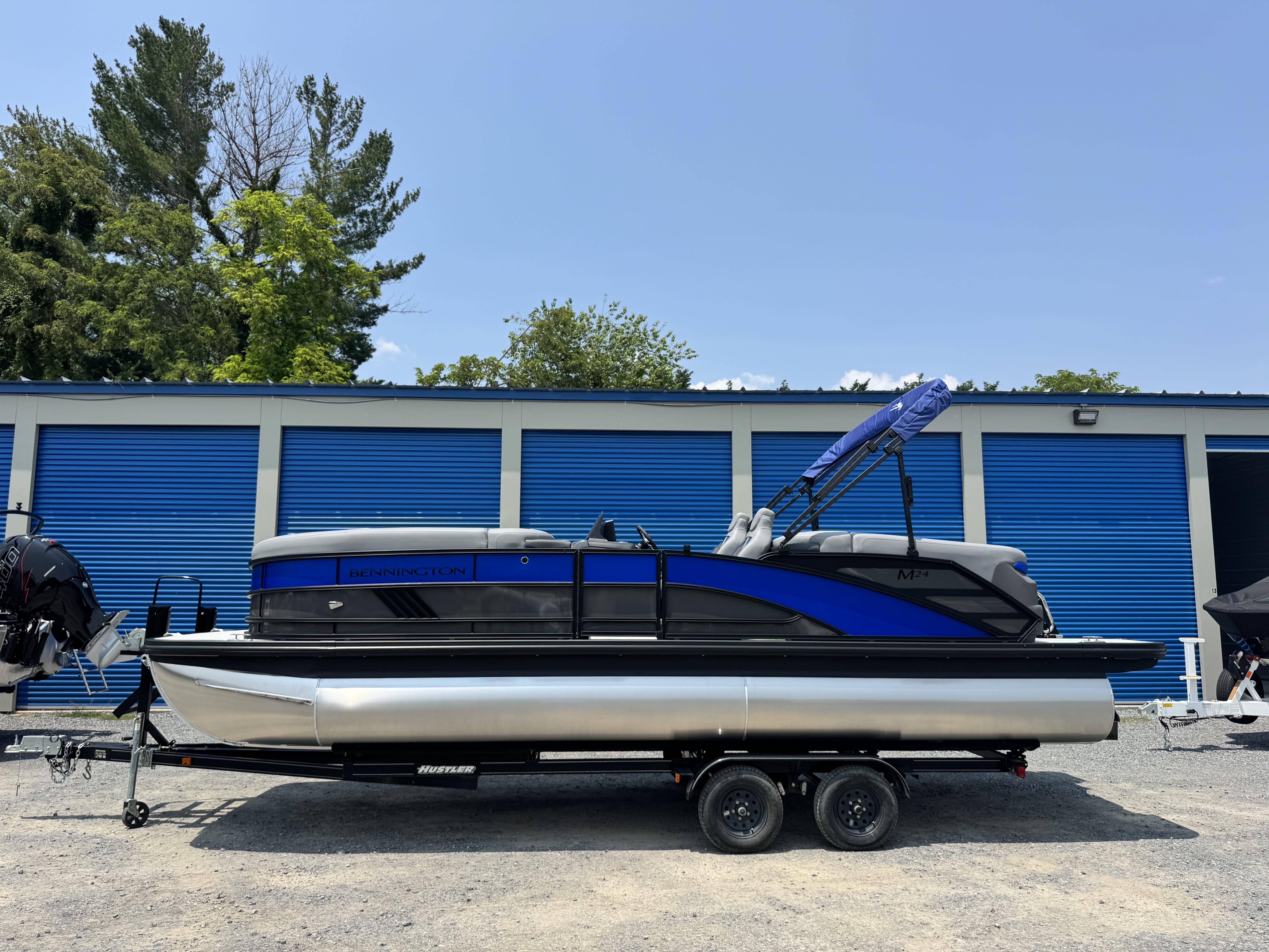 2025 Bennington 24 MFB