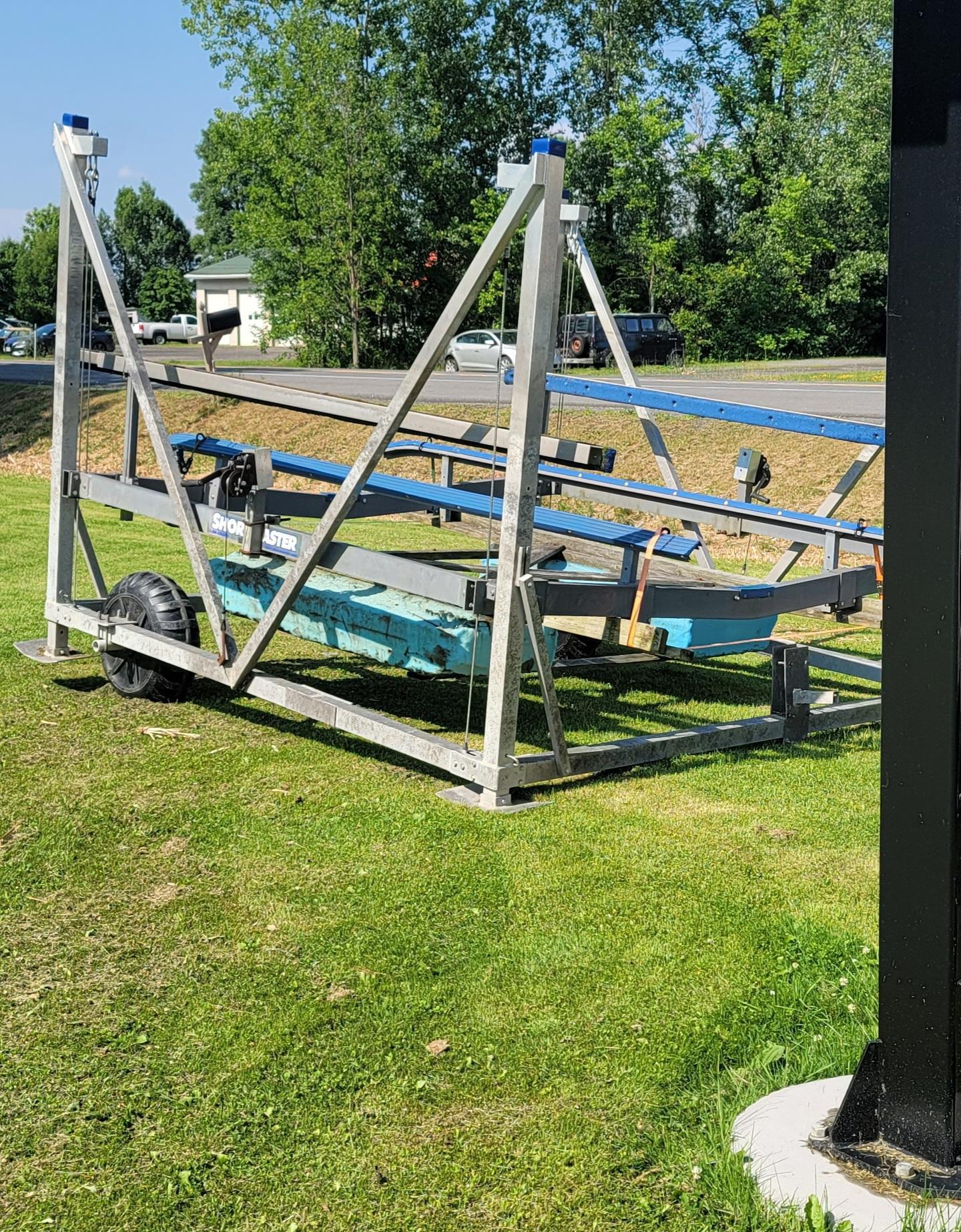 2006 Stratos 486 Ski-N-Fish