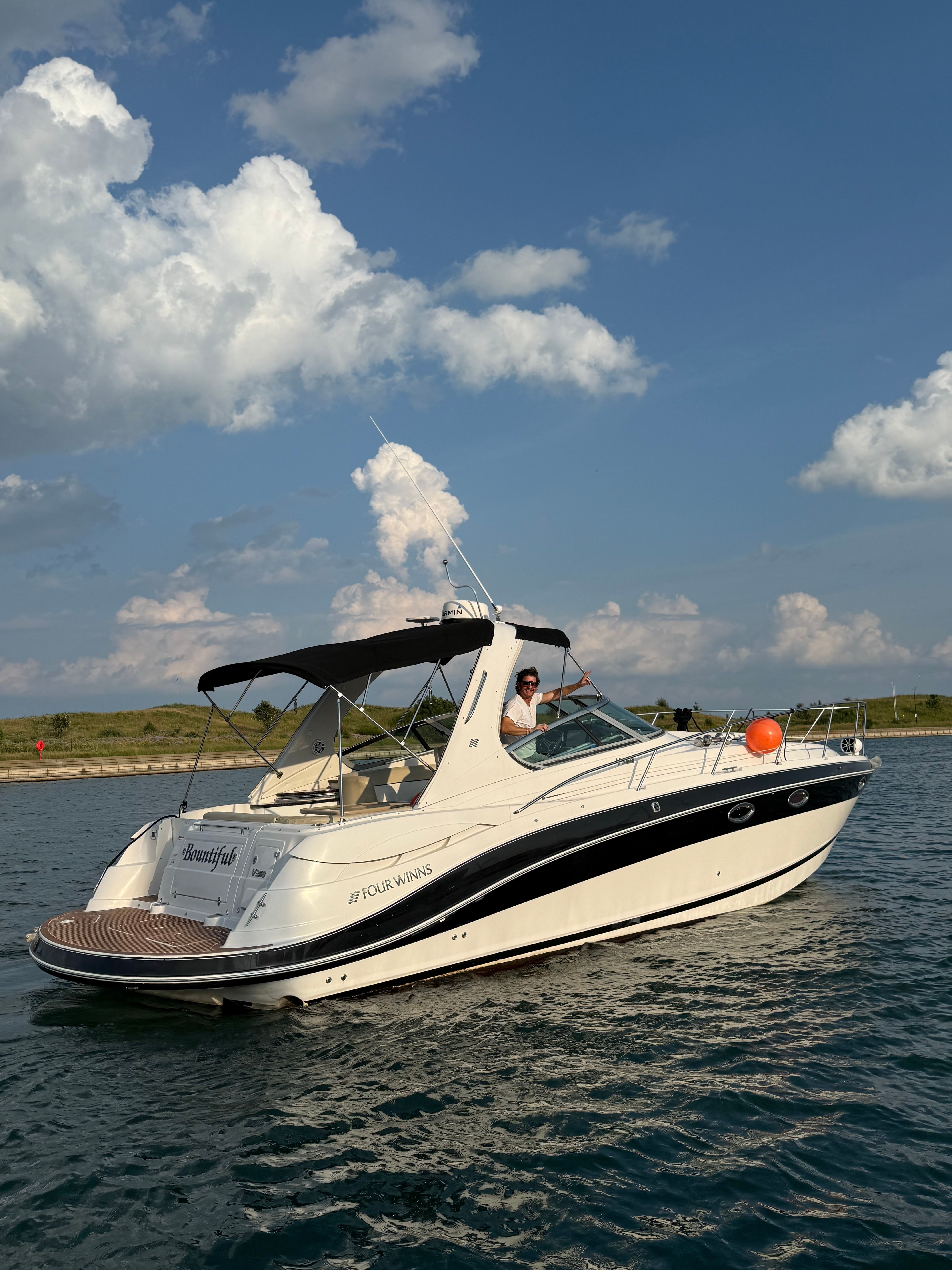 2008 Vista Four Winns 358 Diesel Engines