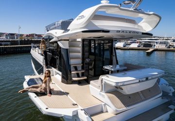 2026 Galeon 440 Fly
