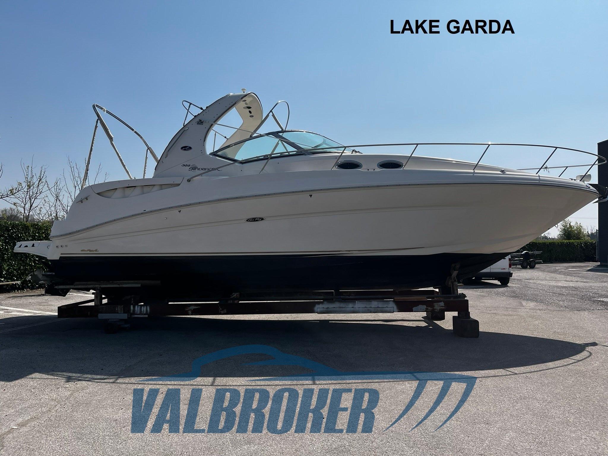 2004 Custom Sea Ray 355 DA SUNDANCER