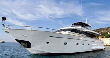 1996 Falcon 82 S