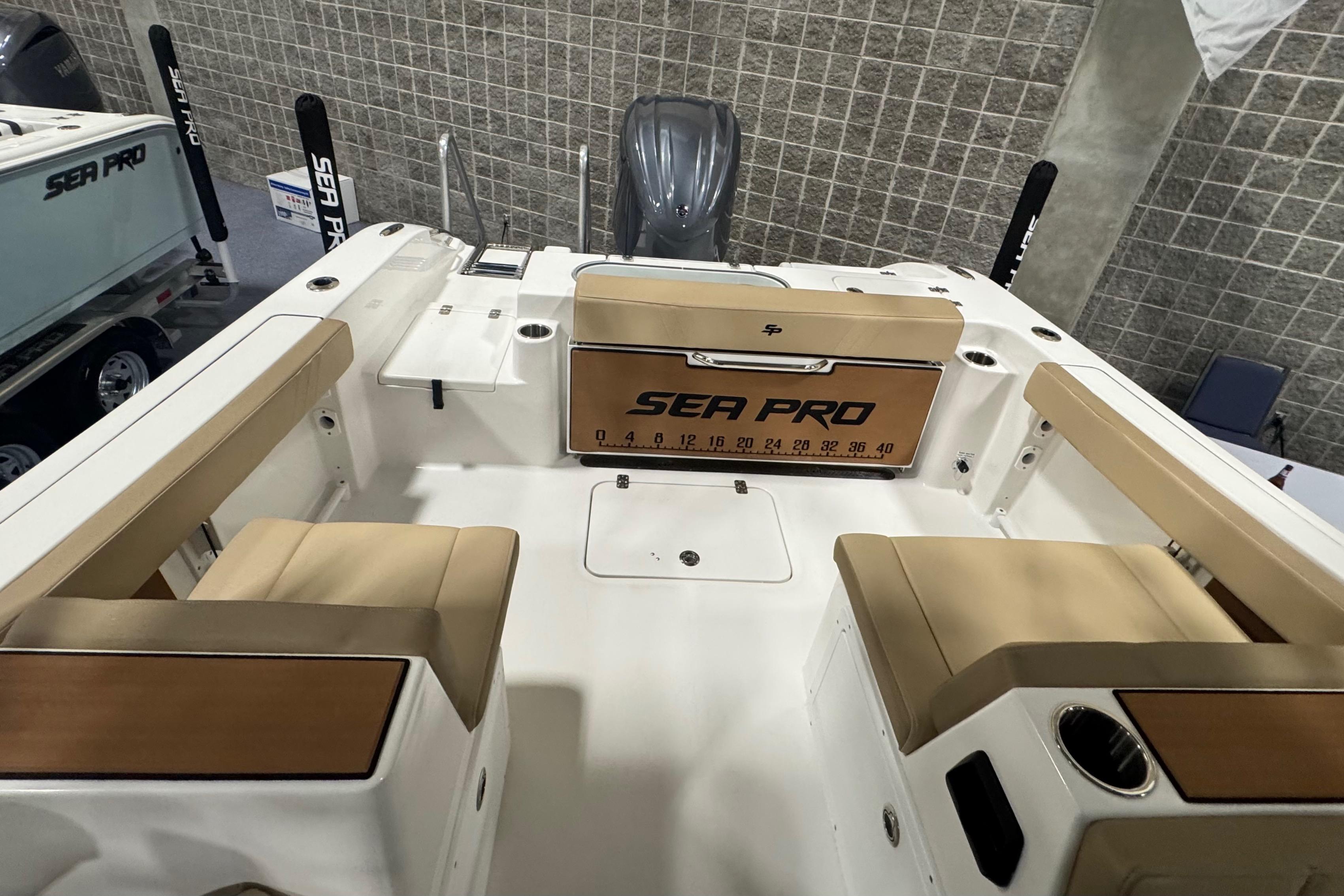 2026 Sea Pro 240 Dual Console