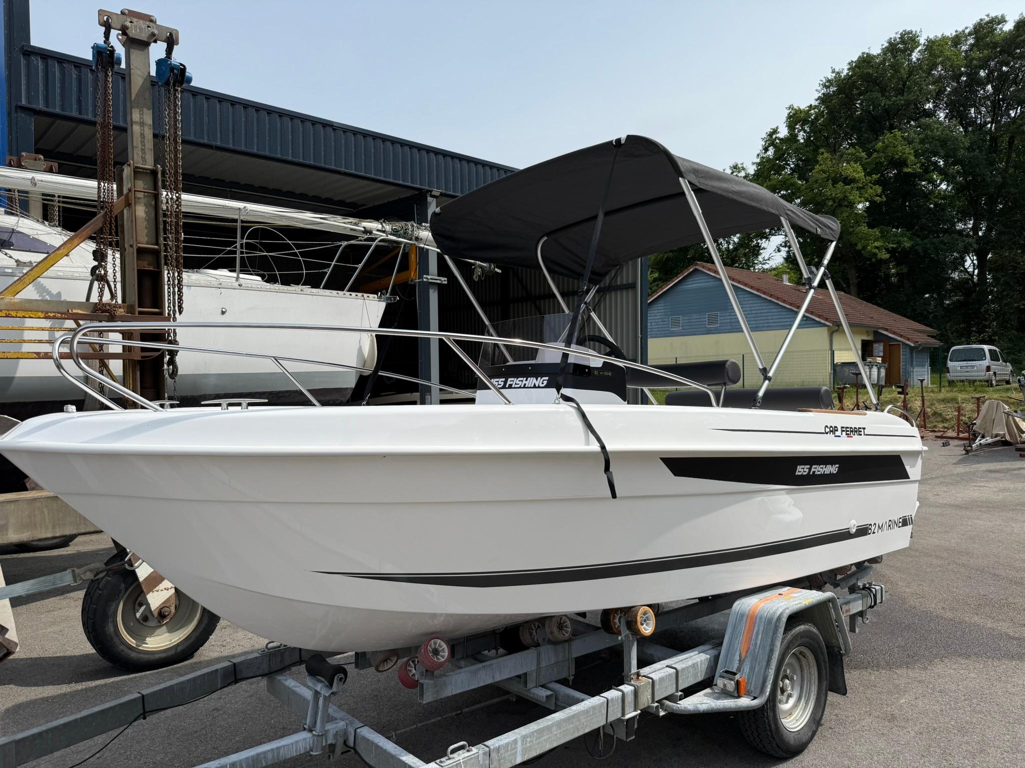 2025 B2 Marine 155 FISHING