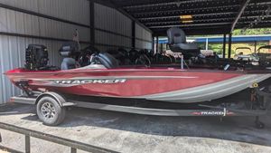 Tracker Pro Team 195 Tournament Edition 2025 Tracker Pro Team 195 Tournament Edition boat in a covered storage area.