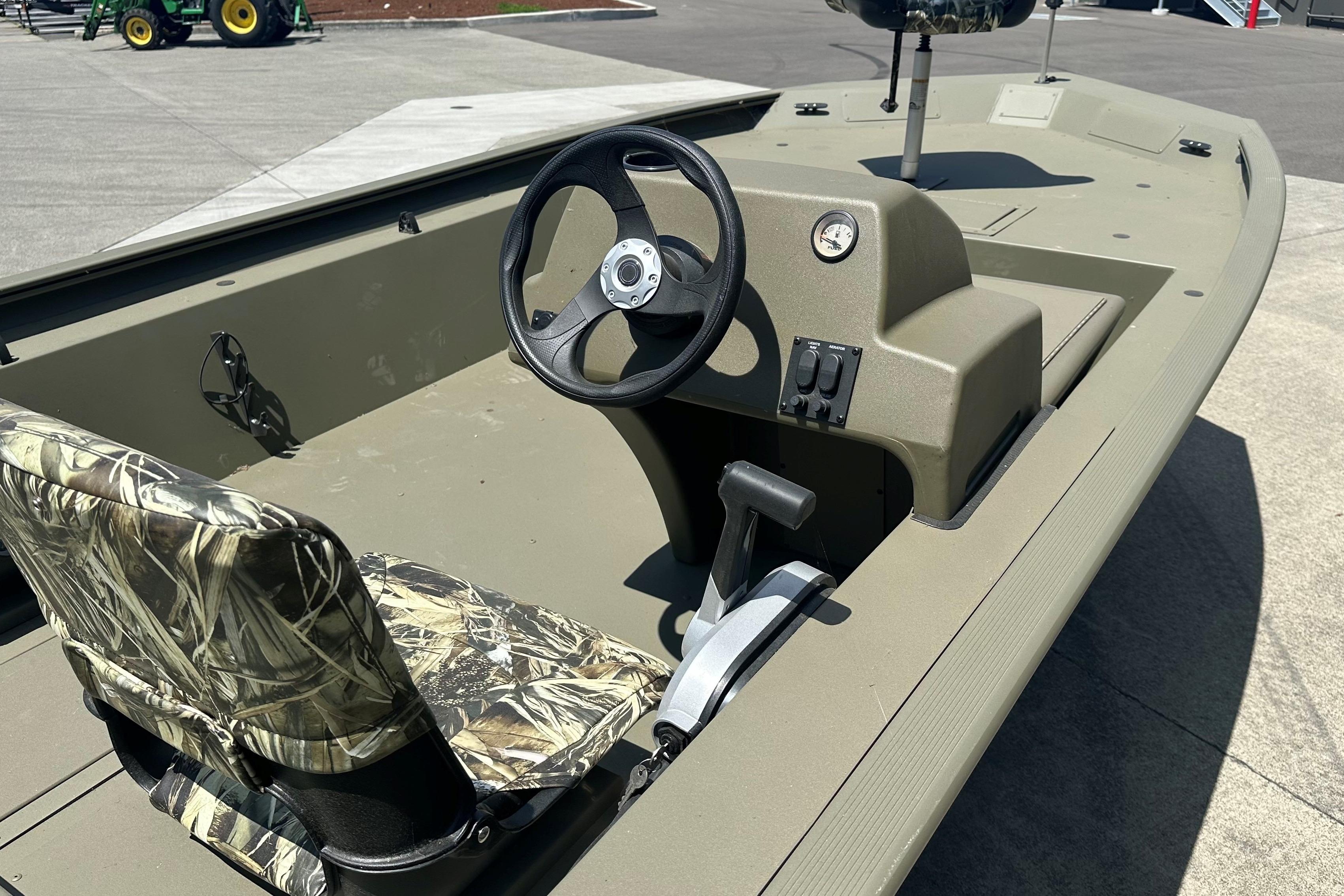 2026 Tracker Grizzly 1754 SC