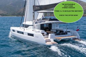 Lagoon 51 (2025) 2025 Lagoon 51 yacht sailing with hybrid electric motors, promoting sustainable solutions.