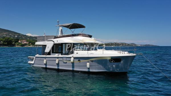 Beneteau Swift Trawler 41 Fly Beneteau swift trawler 41 fly