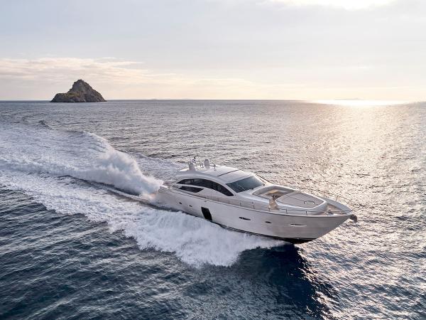2008 Pershing 80