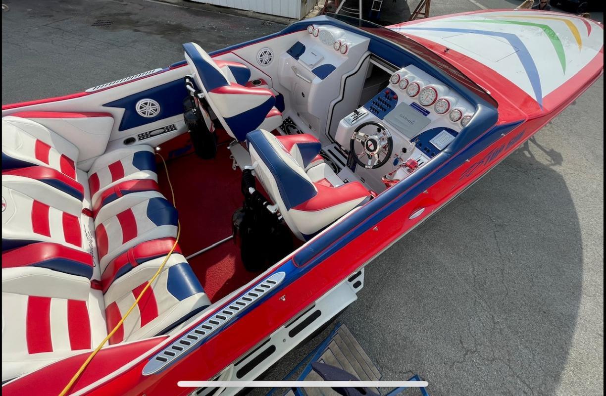 2015 Cigarette 38 Top Gun