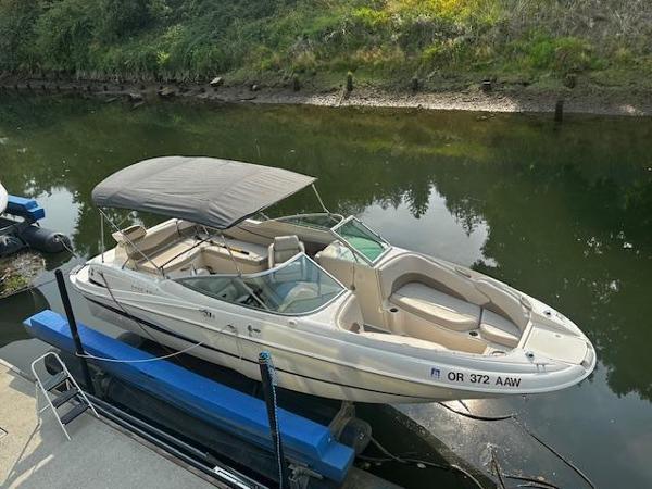 2002 Maxum 2400 SD