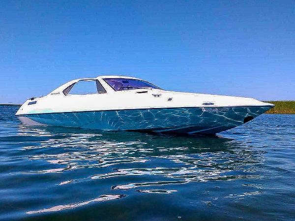 Glastron/Carlson CXT 23 Scimitar