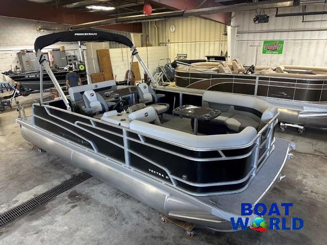 2025 Princecraft Vectra 21 RL Swingback SS Pontoon & Mercury 4-Stro
