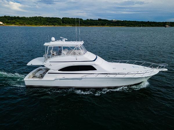 2008 Bertram 570