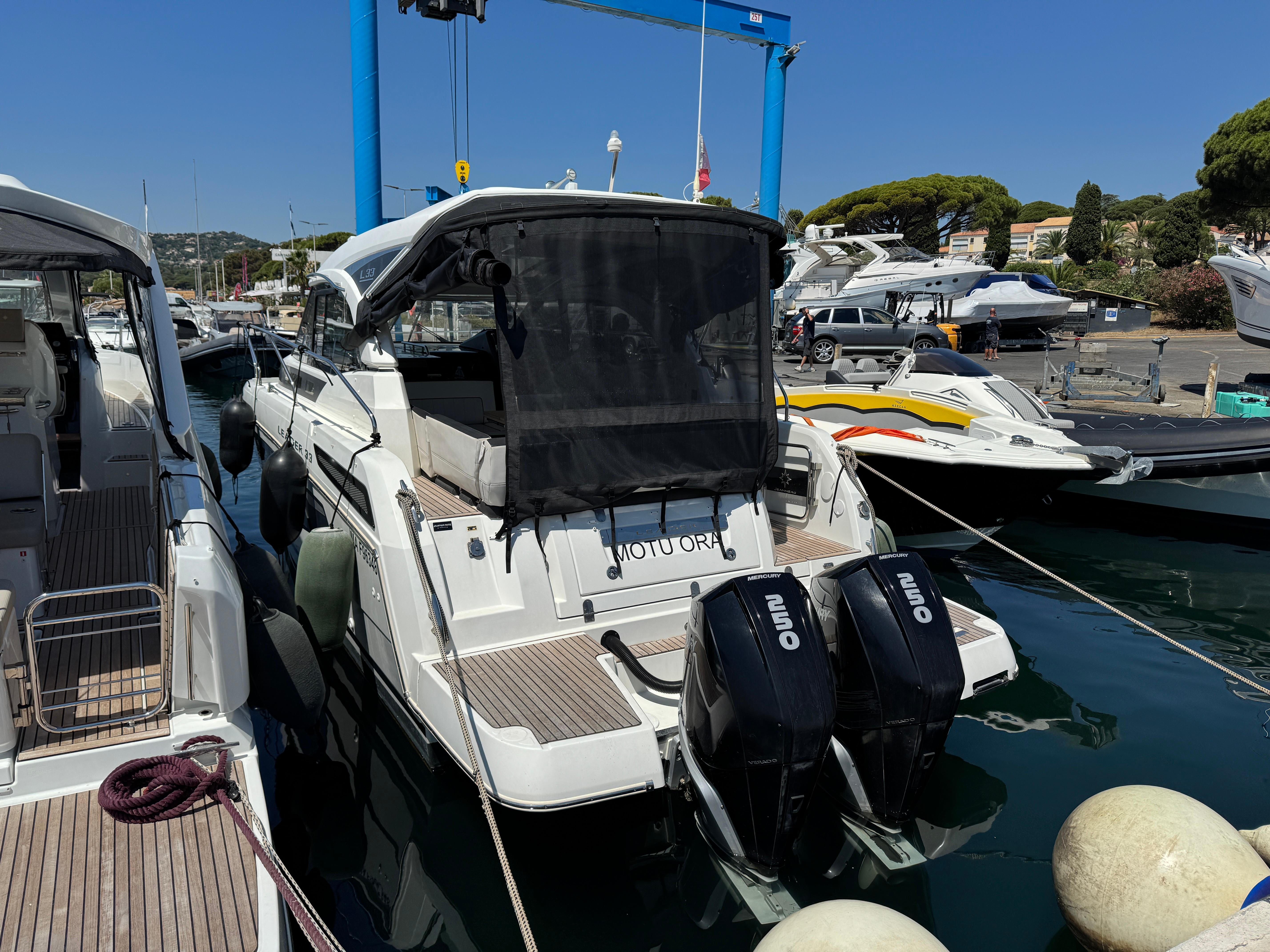 2020 Jeanneau Leader 33
