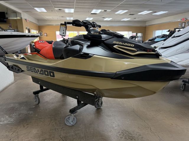2025 Sea-Doo RXT-X™ 325 Metallic Tan / Lava Red Premium