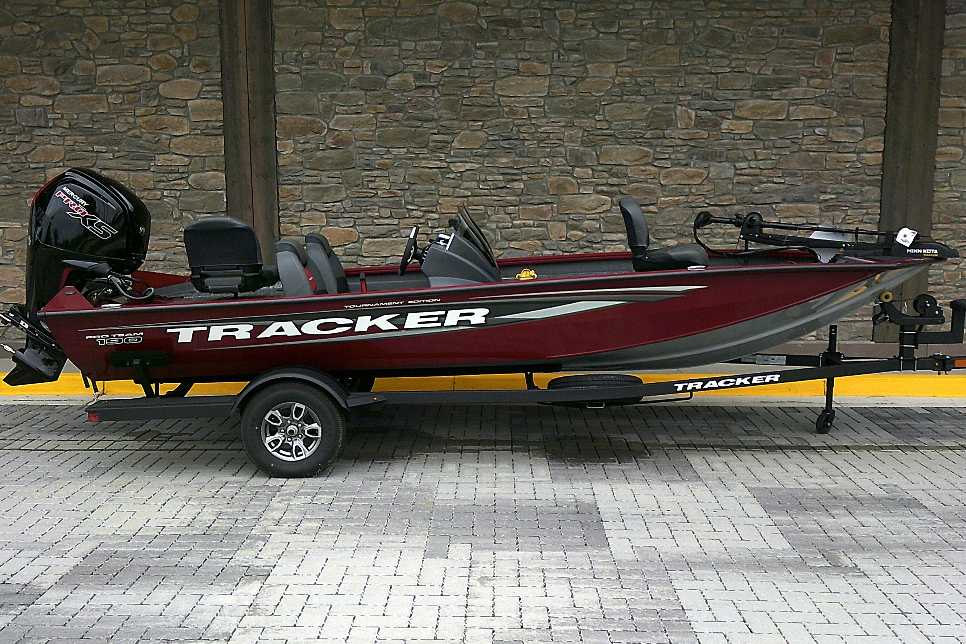 2025 Tracker Pro Team 190