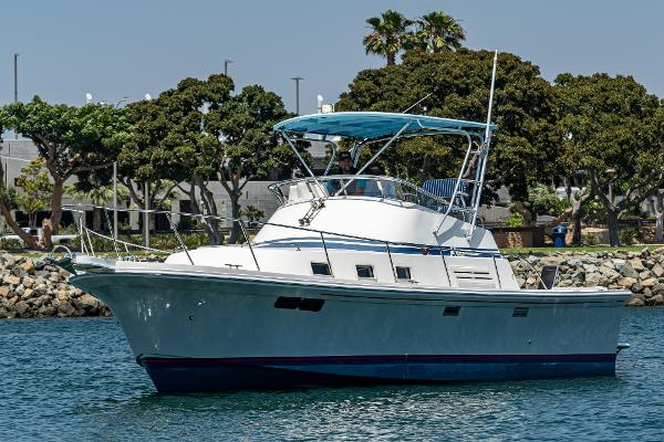 1994 Albin Sportfisher 32+2 Command Bridge