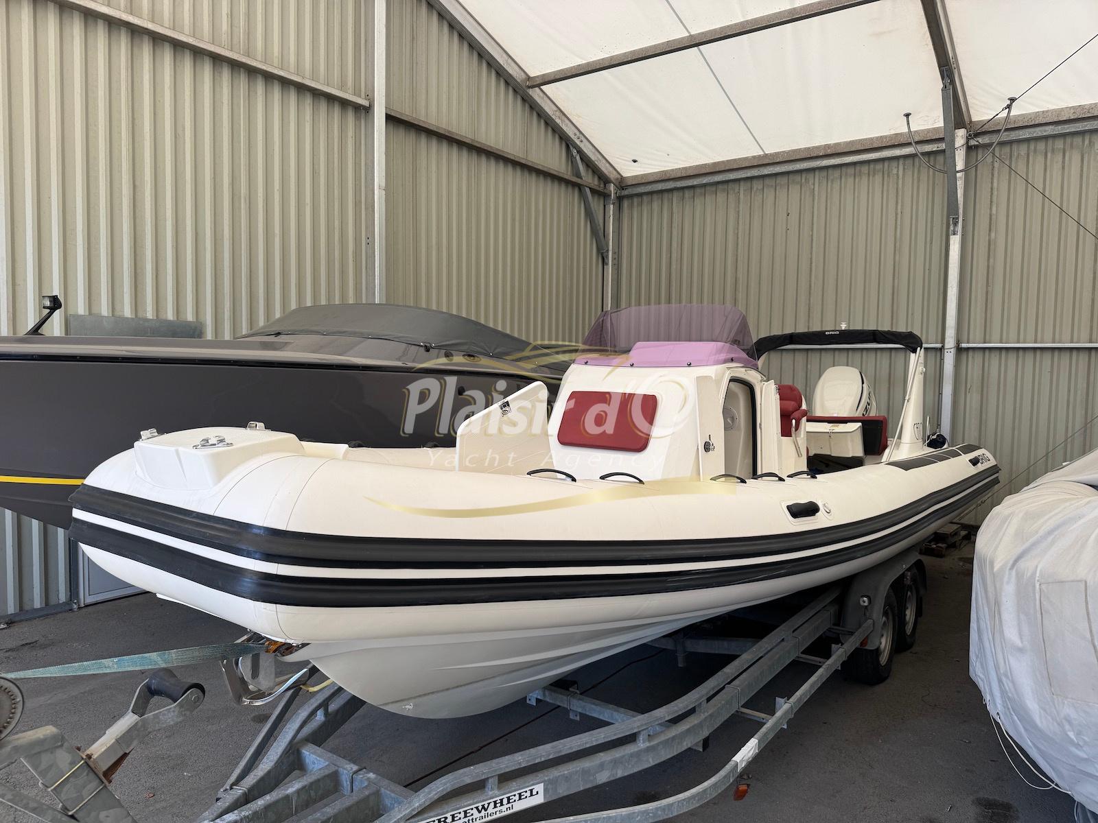 2019 Brig E780