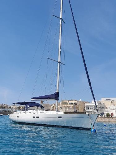 Beneteau Oceanis Clipper 411
