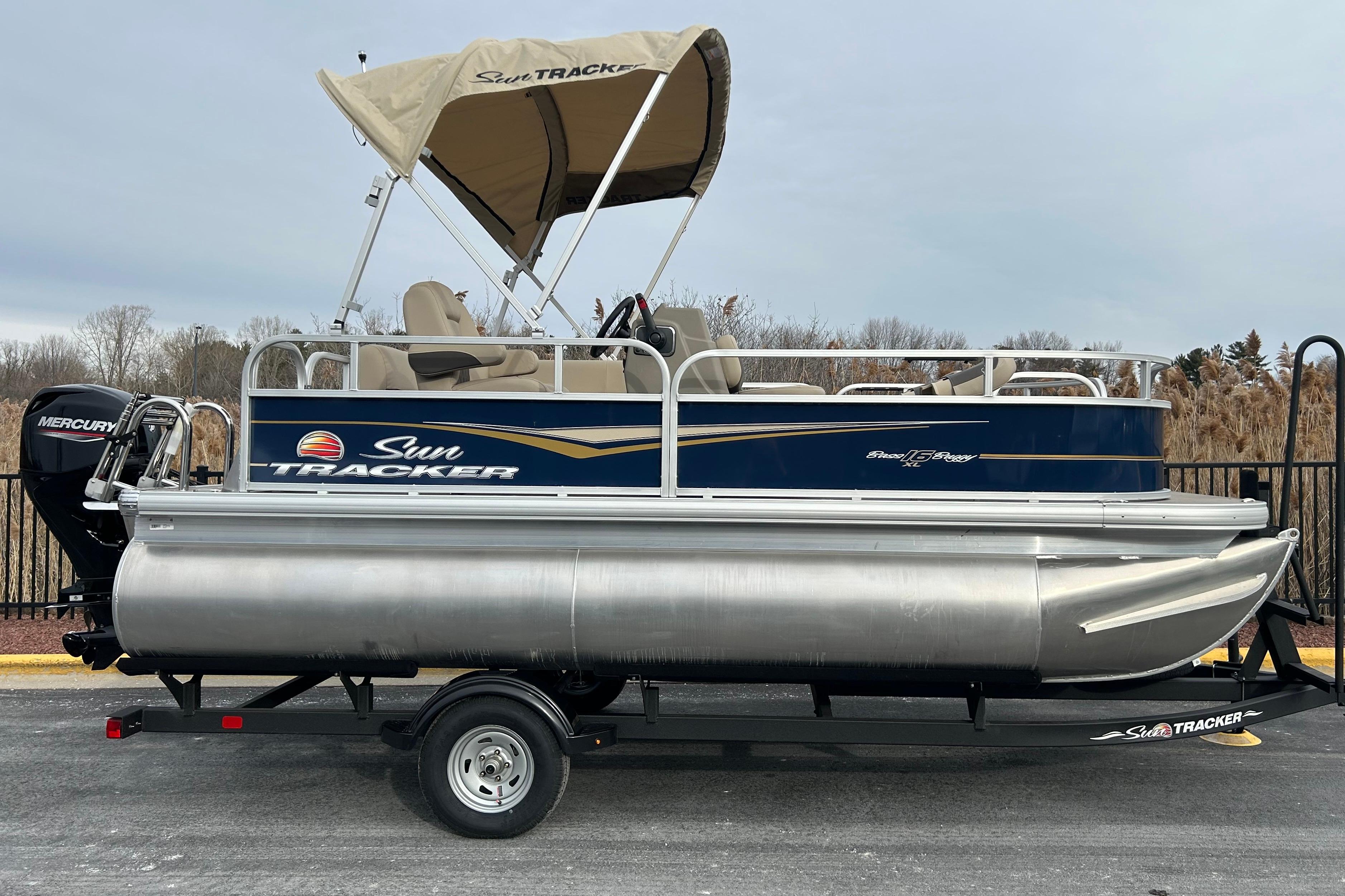 2025 Sun Tracker Bass Buggy 16 XL Select