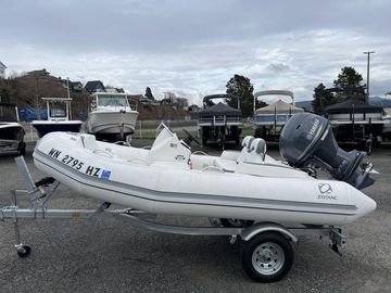 2024 Zodiac Yachtline 360