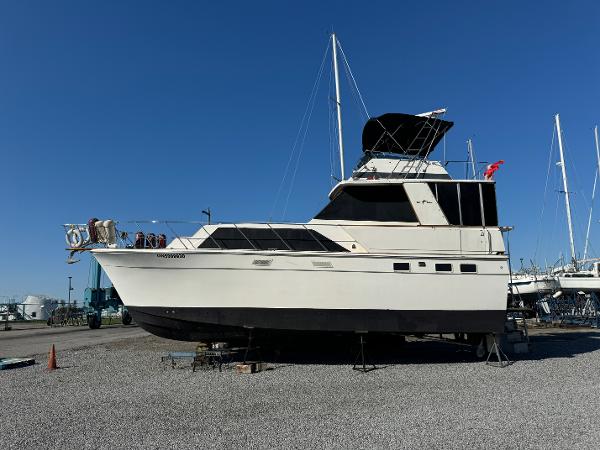 1984 Egg Harbor 40 Motor Yacht
