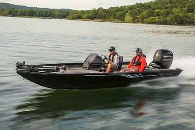 Crestliner XFC 189 Boat