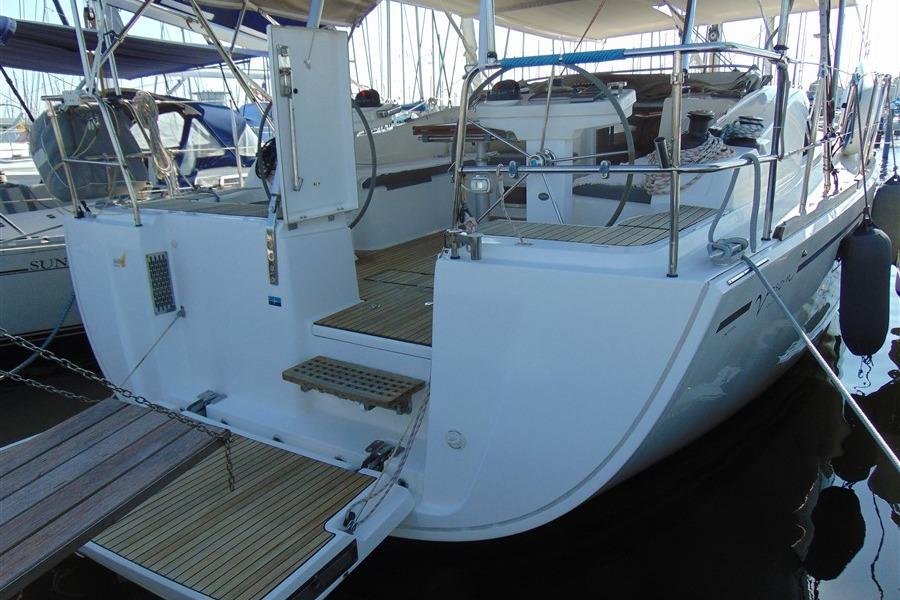 2013 Bavaria Vision 42