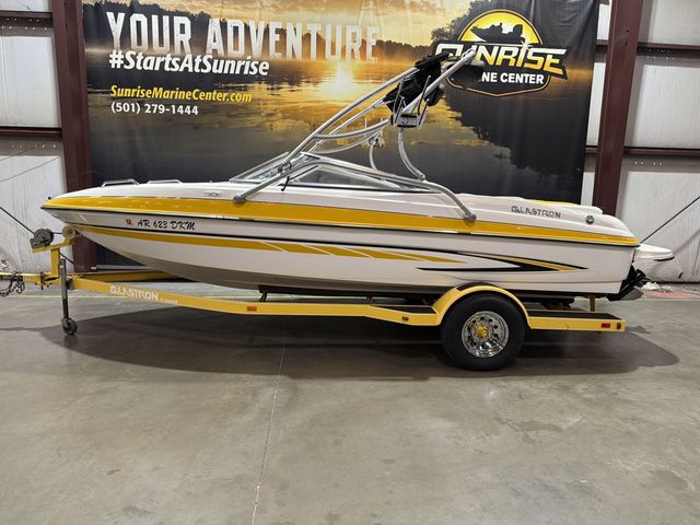 2007 Glastron 205