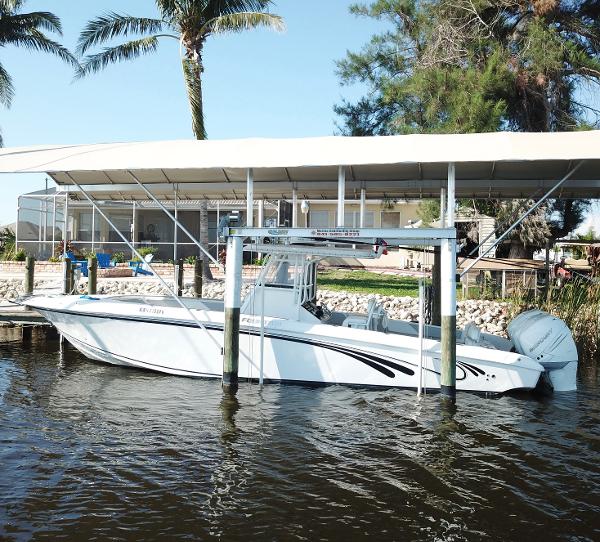 2008 Fountain 34 CC
