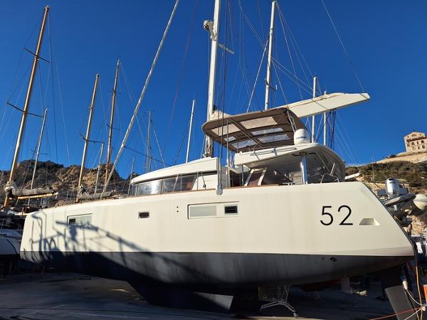 Lagoon 52 Lagoon 52 F catamaran