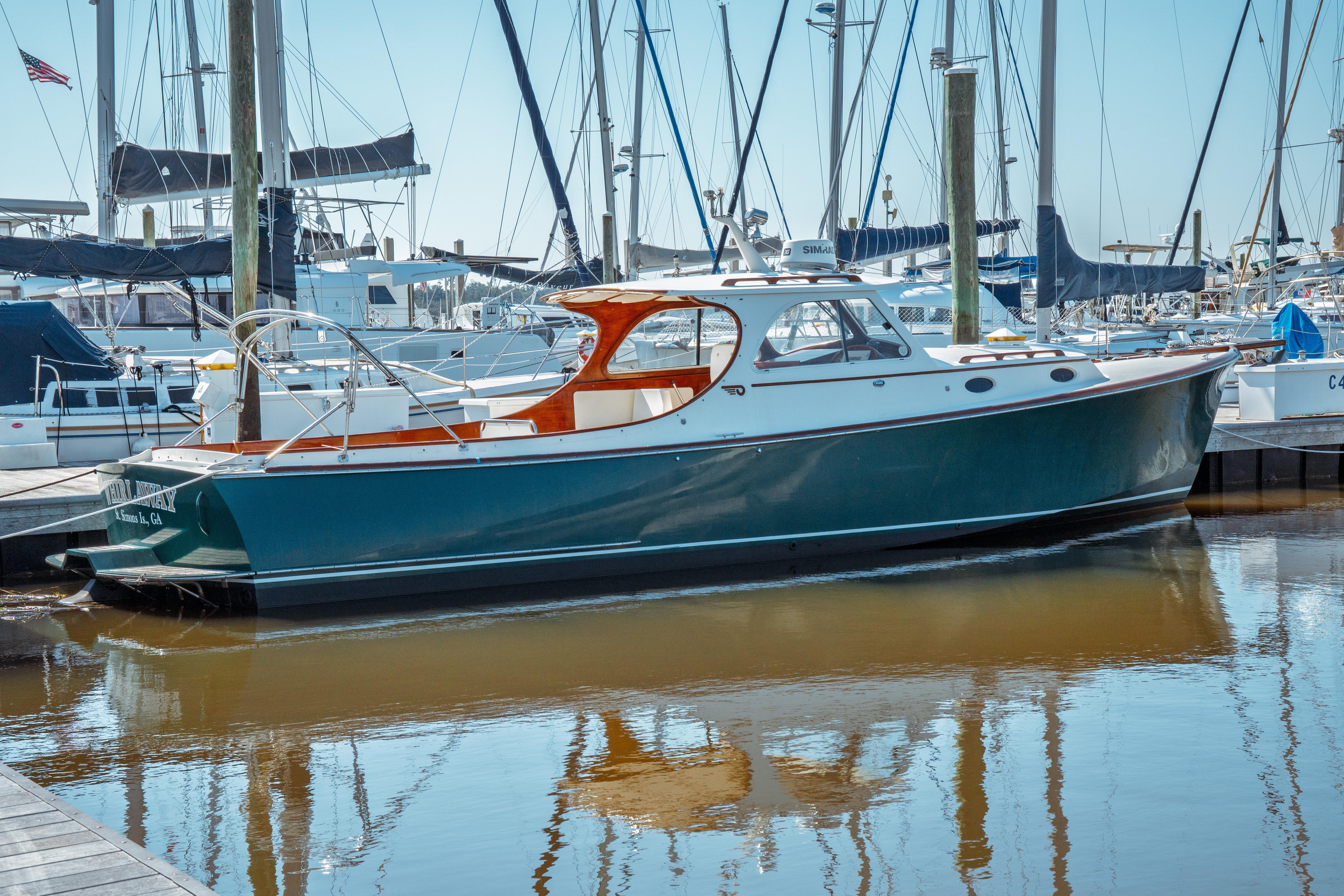 2000 Hinckley Picnic Boat Classic