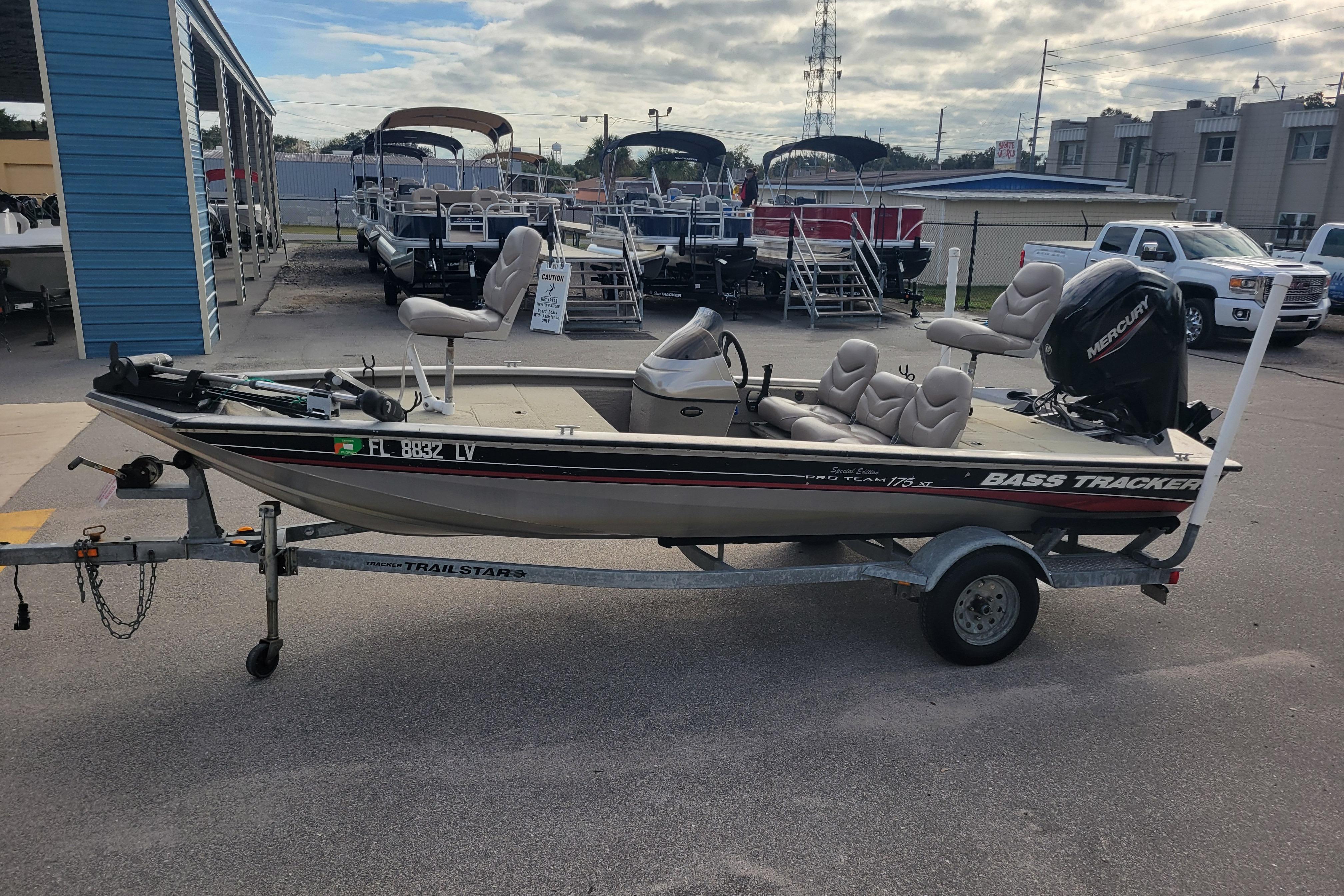 2002 Tracker Pro Team 175