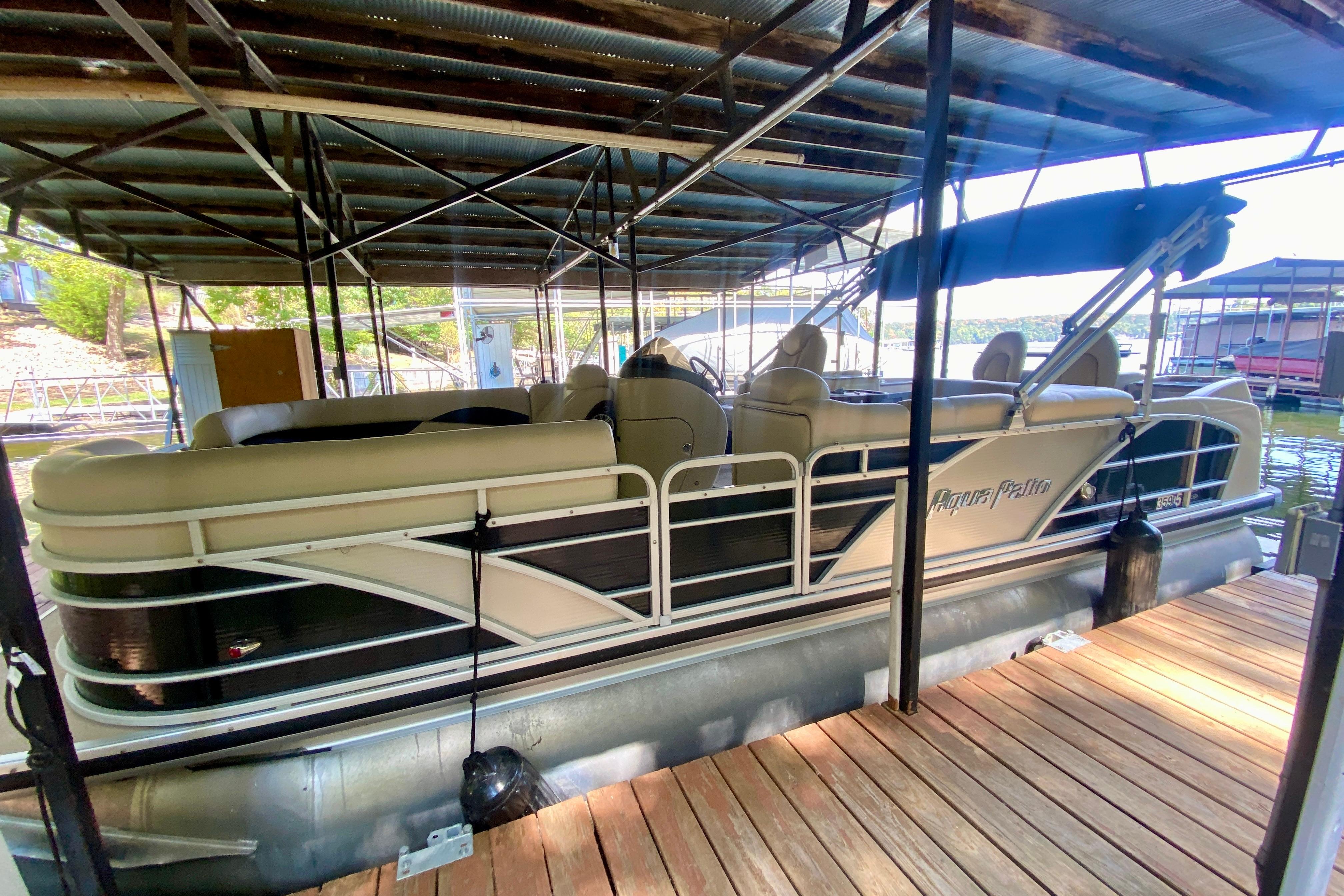 2014 AquaPatio 220 WB