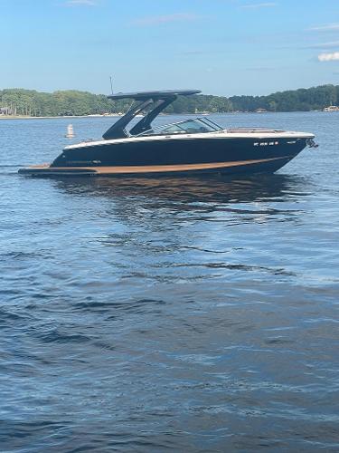 2023 Chaparral 287 SSX Black Edition