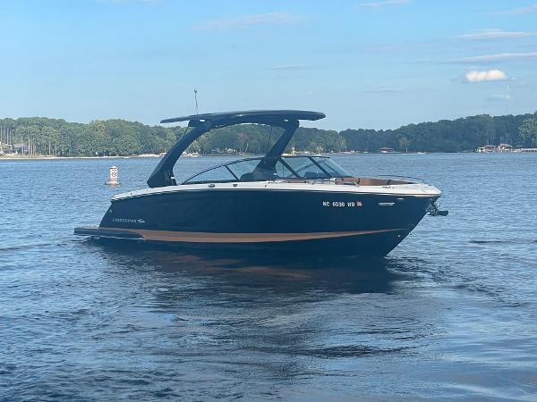 2023 Chaparral 287 SSX Black Edition