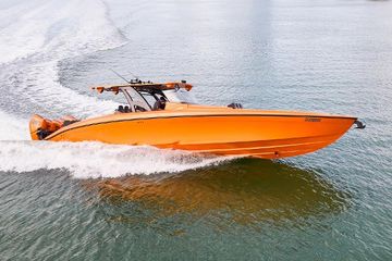 2023 Midnight Express 43' Solstice