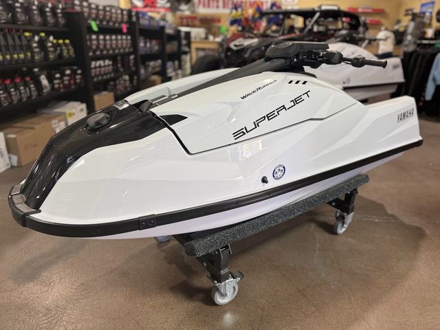 2025 Yamaha WaveRunner Superjet®
