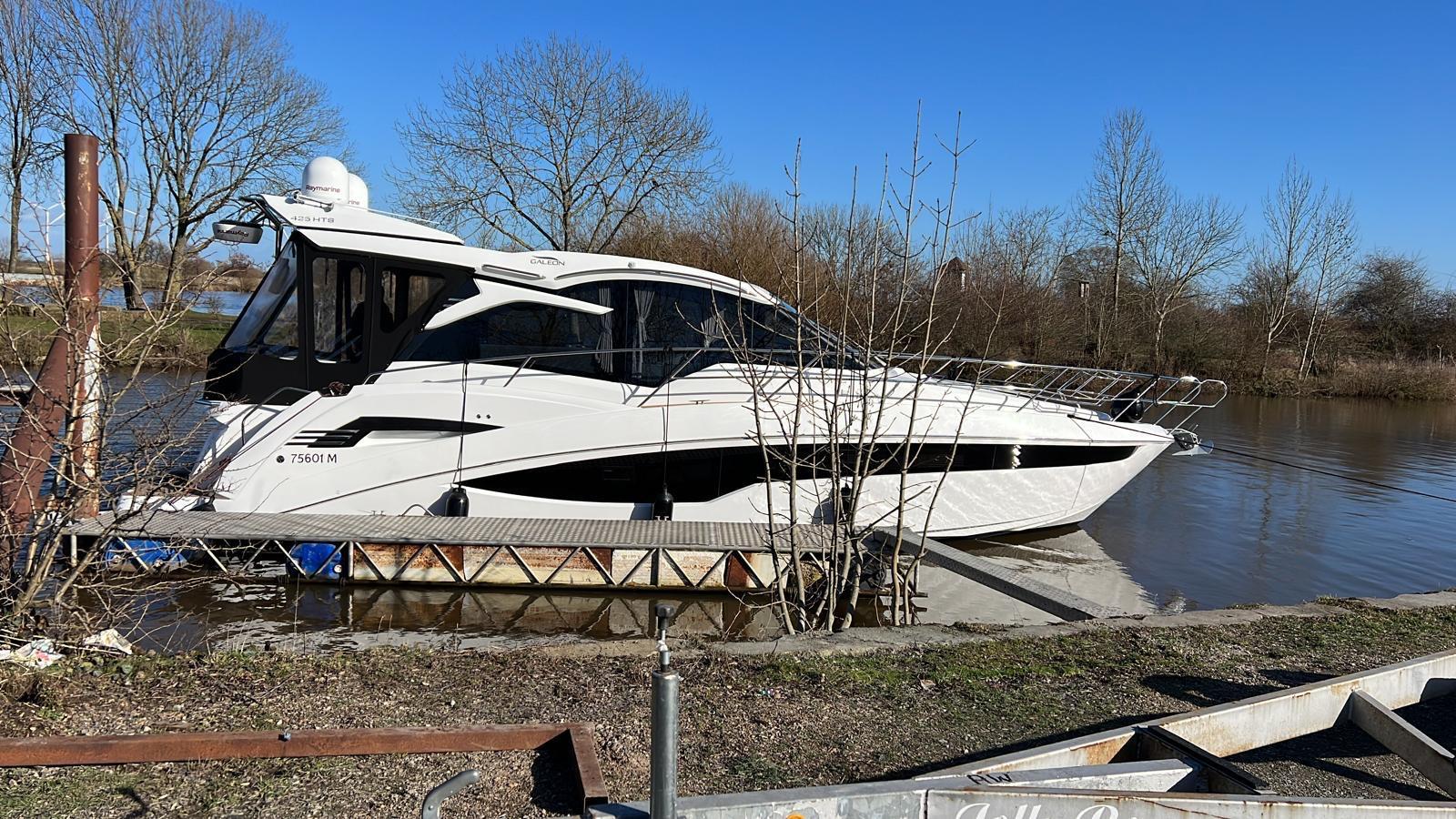2022 Galeon 425 HTS