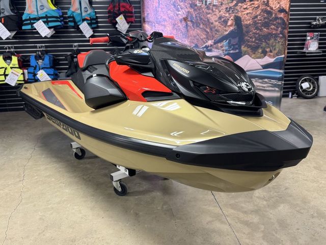 Sea-Doo RXP-X™ 325 Tech, BRP Premium A, iBR Metallic Tan